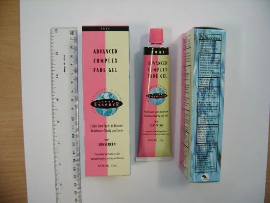 Gel di dissolvenza complesso avanzato con schermo solare (CLEAR ESSENCE)