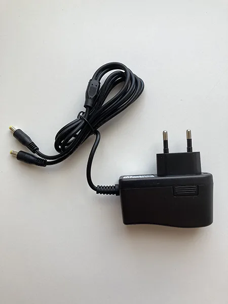 Caricabatterie «Genzo Li-ion charger Genzo Arctic Laddare» (Genzo)