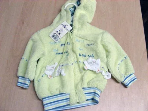 Giacca per bambini con cappuccio e tuta da bambino — foto 5 dell'alert 0897/08