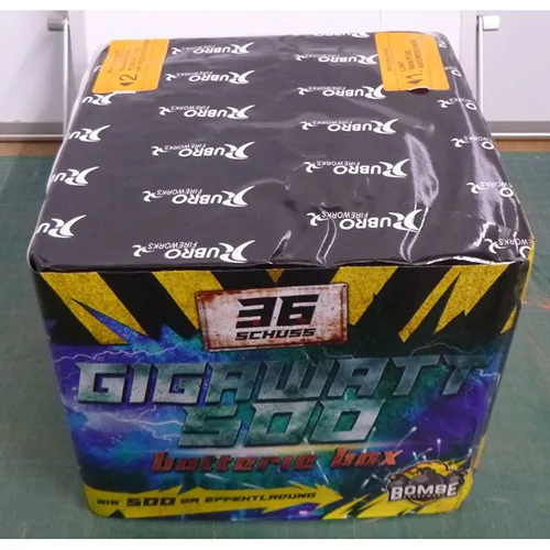 Fuochi d'artificio «Gigawatt 500G 36 Schuss» (Rubro B.V.)