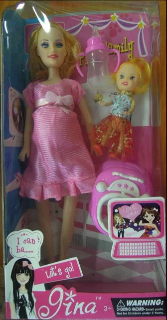 Bambola in plastica con accessori «Gina» — foto 2 dell'alert A12/1937/13