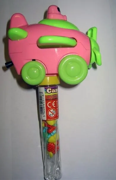 Giocattoli con caramelle – Giocattolo d'azione e Porta caramelle (Candy Play)