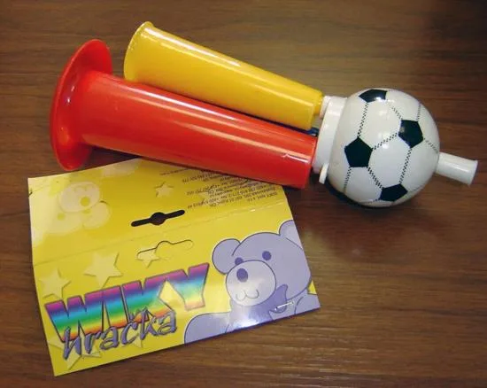 Giocattoli di plastica – Triple Horn "Wiky Hracka" (Fan)