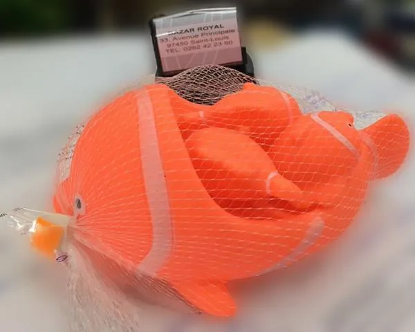 Giocattolo di plastica (Bazar Royal)