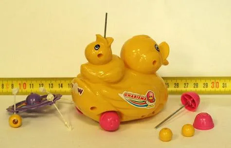 Giocattolo di plastica – Charisma giocattolo anatra — foto 2 dell'alert 1390/08