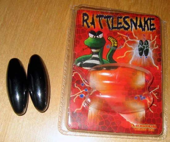 Giocattolo in plastica con magneti – Rattlesnake (TRENDUS WORLD Ltd)