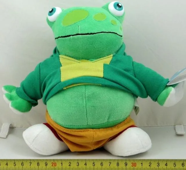 Giocattolo morbido – 1. rana peluche, 2. gatto, 3. rana peluche (Eetu ja Konna)