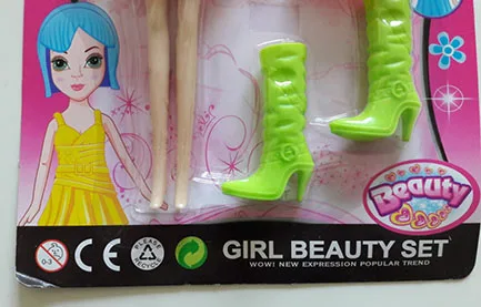 Bambola di plastica con accessori «Girl Beauty Set» — foto 3 dell'alert A12/01639/23