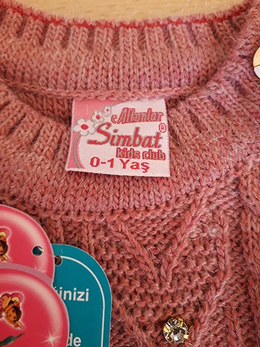 Maglione bambino «Girl wear - kids club» — foto 2 dell'alert A12/00018/21