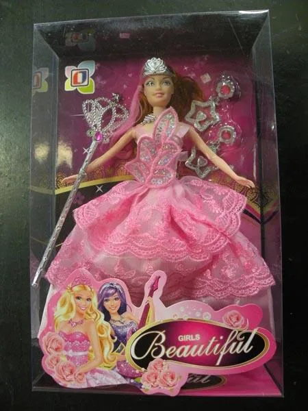 Bambola di plastica «Girls Beautiful» (TOYS GROUP)