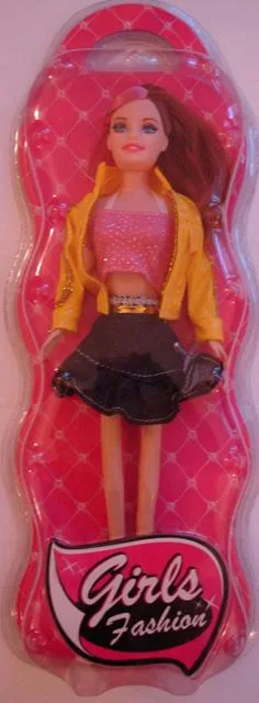 Bambola di plastica «Girls Fashion» — foto 2 dell'alert A12/0421/14