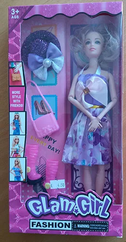 Bambola di plastica «Glam Girl» — foto 3 dell'alert A12/01141/21
