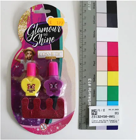 Set cosmetico «Glamour and Shine» — foto 1 dell'alert A12/03071/23