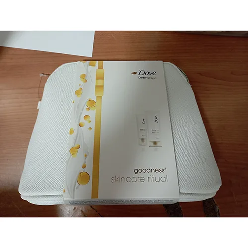 Set di cosmetici «goodness3 skincare ritual» (Dove)