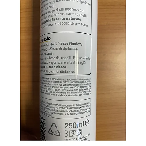Lacca per capelli «Grafic tenuta forte» — foto 2 dell'alert SR/02174/25