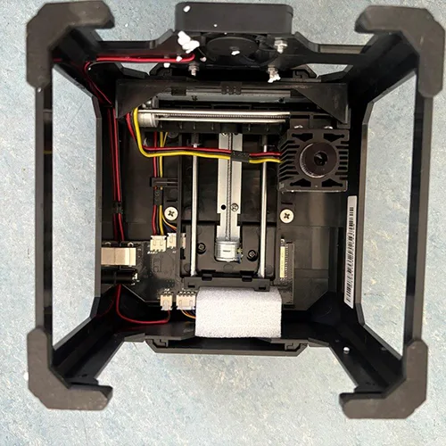 Macchina per incisione laser «Graviermaschine, mit 8*8 cm Arbeitsbereich für Anfänger» — foto 2 dell'alert SR/03109/25