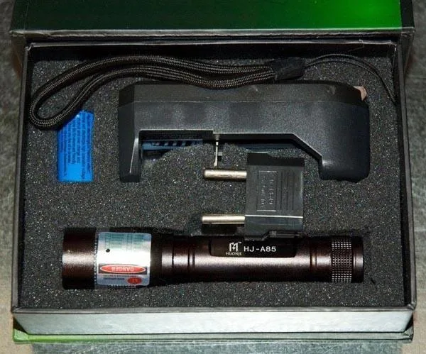 Puntatore laser «Green Laser Pointer» (Huonje)