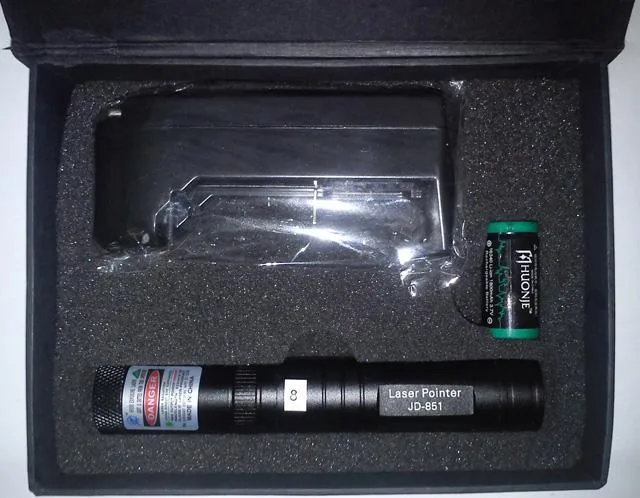 Puntatore laser «Green Laser Pointer» — foto 2 dell'alert A12/1745/13