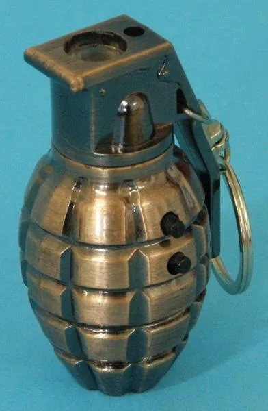 Portachiavi puntatore laser «Grenade» — foto 3 dell'alert A12/1820/18