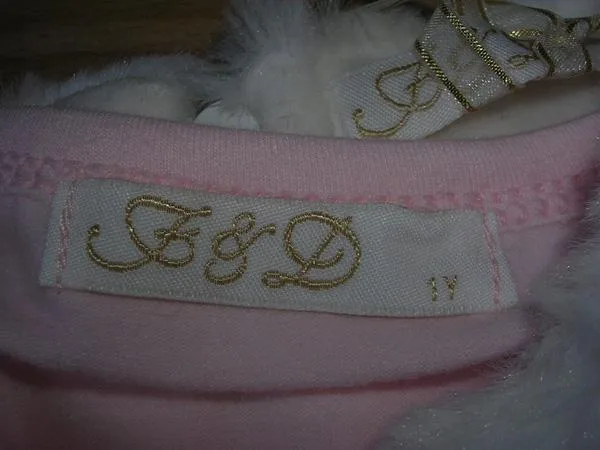 Set di abbigliamento per bambini «GY.egyuettes» — foto 4 dell'alert A12/0114/19