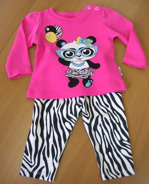 Set di abbigliamento per bambini «Gyermek együttes» (Pepelino)