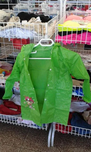 Impermeabile per bambini «Gyermek Esőköpeny ('Children's raincoat')» (SL)