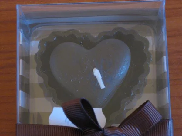 Candele decorative «Gyertya csokoládé ('Chocolate Candle')» — foto 3 dell'alert A12/0319/15