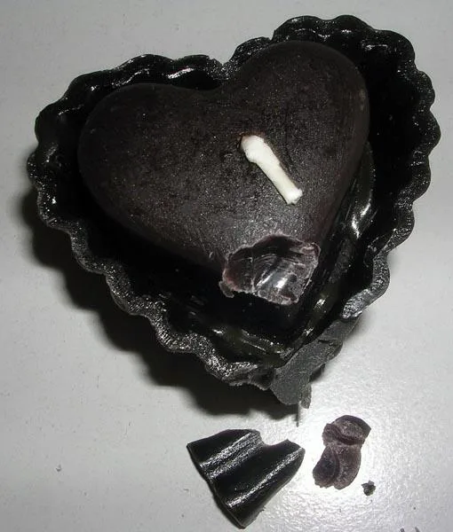 Candele decorative «Gyertya csokoládé ('Chocolate Candle')» — foto 4 dell'alert A12/0319/15