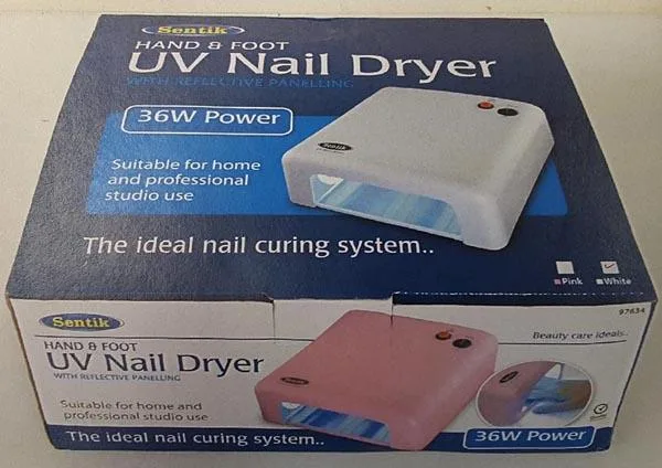 Lampada per unghie UV «Hand &amp; Foot UV Nail dryer» — foto 1 dell'alert A12/1408/15