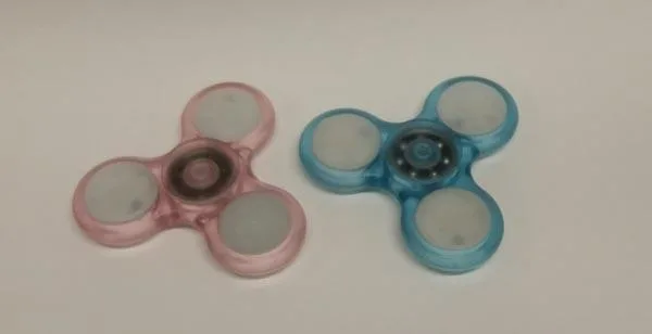 Filatore di Fidget «Hand Spinner» — foto 2 dell'alert A12/0277/18
