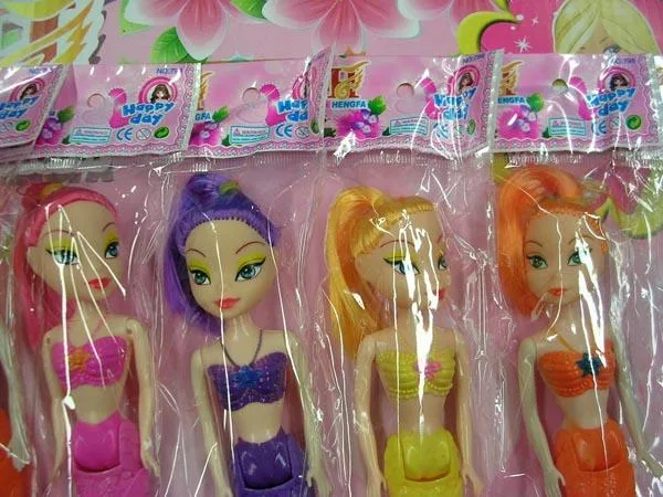 Bambola di plastica «Happy day» — foto 3 dell'alert A12/1414/19