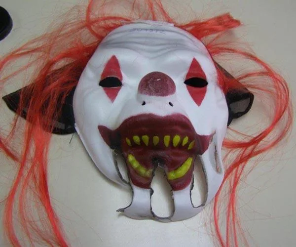 Maschera di fantasia «HAPPY HALLOWEEN» (COBO REGALO)
