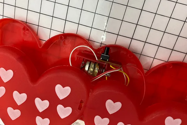 Fascia per bambini «HAPPY VALENTIN'S DAY» — foto 2 dell'alert A12/01052/22