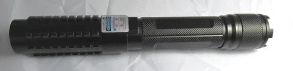 Puntatore laser «High Power Blue Laser Pointer» — foto 3 dell'alert A12/1738/16