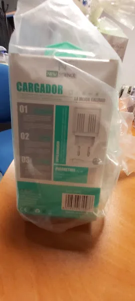 Caricabatterie USB «HIGH QUALITY CHARGER (CARGADOR)» — foto 3 dell'alert A12/01589/23
