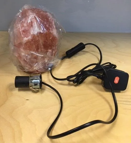Lampada di sale «Himalayan Salt Lamp» — foto 4 dell'alert A11/0015/19