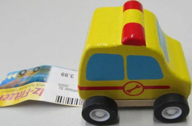 Auto giocattolo in legno «Holz-Flitzer» (Lena)