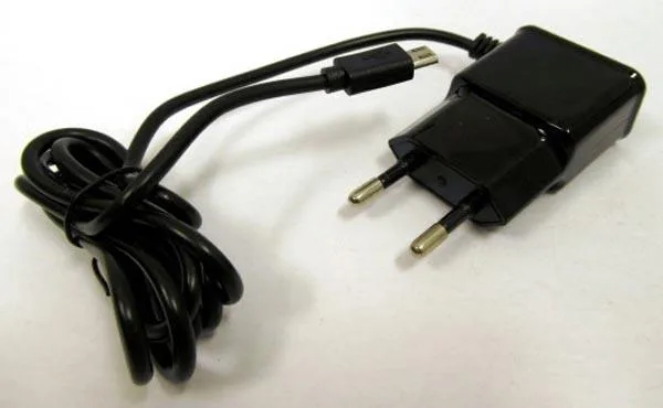 Caricabatterie USB «Home Charger» — foto 2 dell'alert A12/1302/18