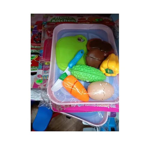 Set di giocattoli in plastica «HOME KITCHEN» — foto 3 dell'alert A12/02435/24