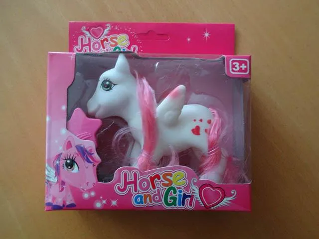 Set di giocattoli in plastica «Horse and Girl» — foto 2 dell'alert A12/0901/14