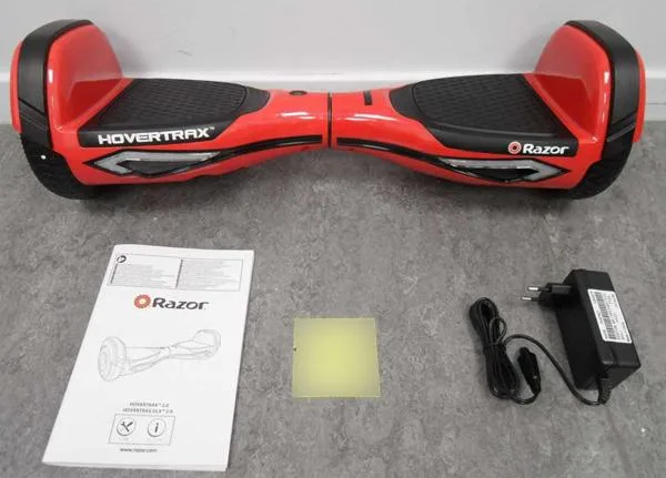 Scooter autobilanciante (Hoverboard) «Hovertrax 2.0» — foto 2 dell'alert A12/0497/19