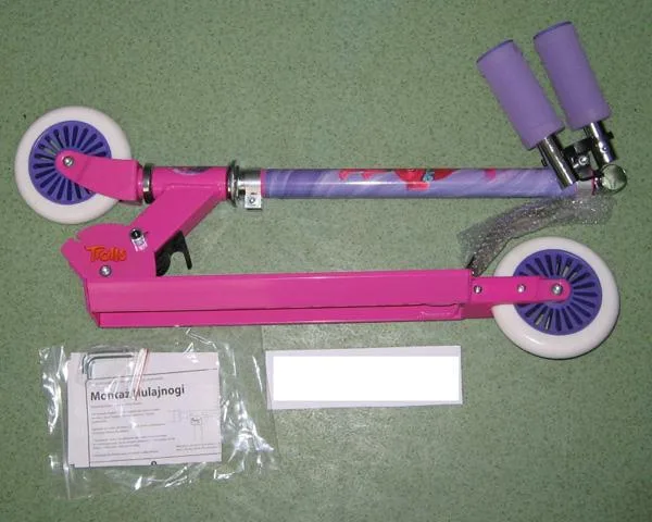 Scooter di calcio «Hulajnoga aluminiowa» — foto 4 dell'alert A12/1397/18