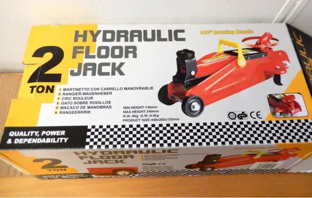 Carrello jack «Hydraulic Floor  Jack» — foto 3 dell'alert A11/0080/14
