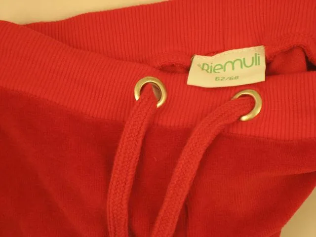 I pantaloni del bambino (Riemuli)
