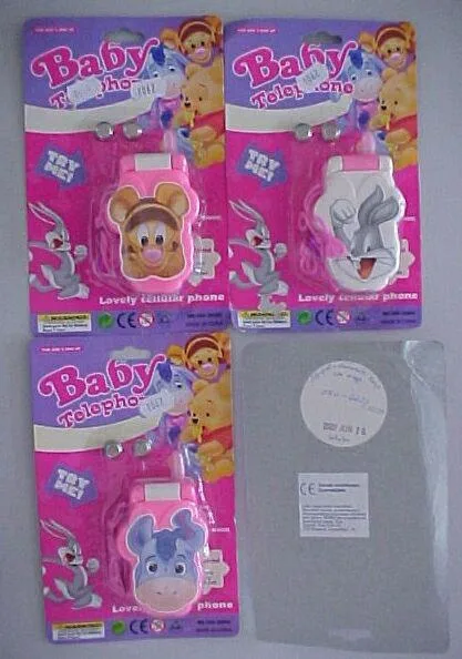Il telefono cellulare giocattolo. (Baby telephone.)