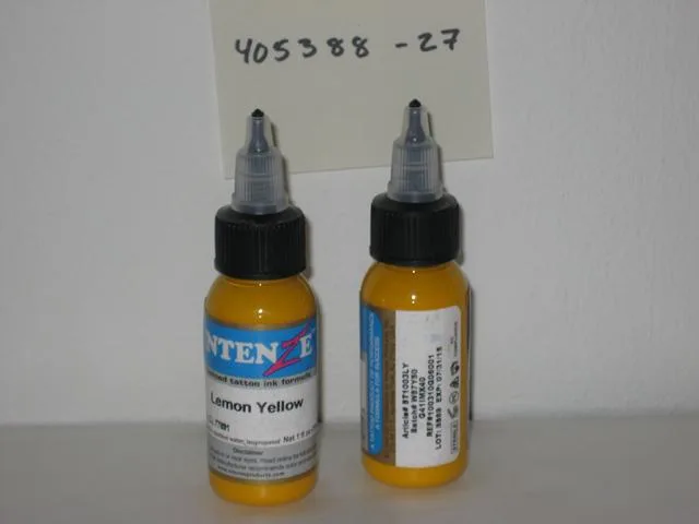 Inchiostro del tatuaggio: & #13; & #13;1. Intenze Cherry Bomb & #13; & #13;2. Inten — foto 3 dell'alert 1513/11