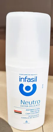 Spruzzo di deodorante «Infasil neutro extra delicato» (INFASIL)