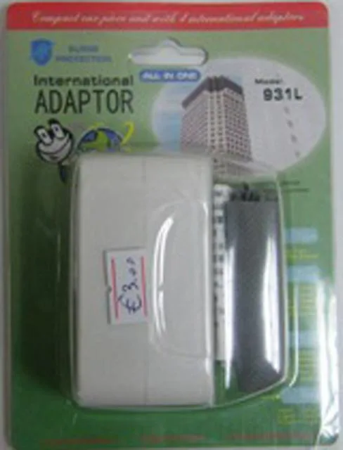 Adattatore della spina «International Adaptor» — foto 2 dell'alert A12/1760/13