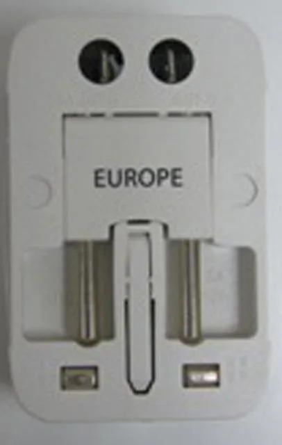 Adattatore della spina «International Adaptor» — foto 3 dell'alert A12/1760/13