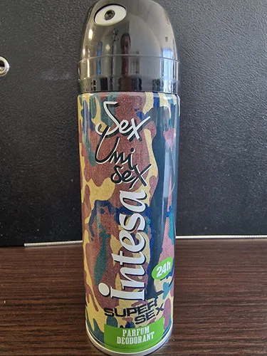 Spruzzo di deodorante «Intesa Parfum Deodorant Spray super sex» (INTESA)